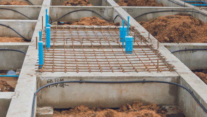 modern construction | a piled house foundation